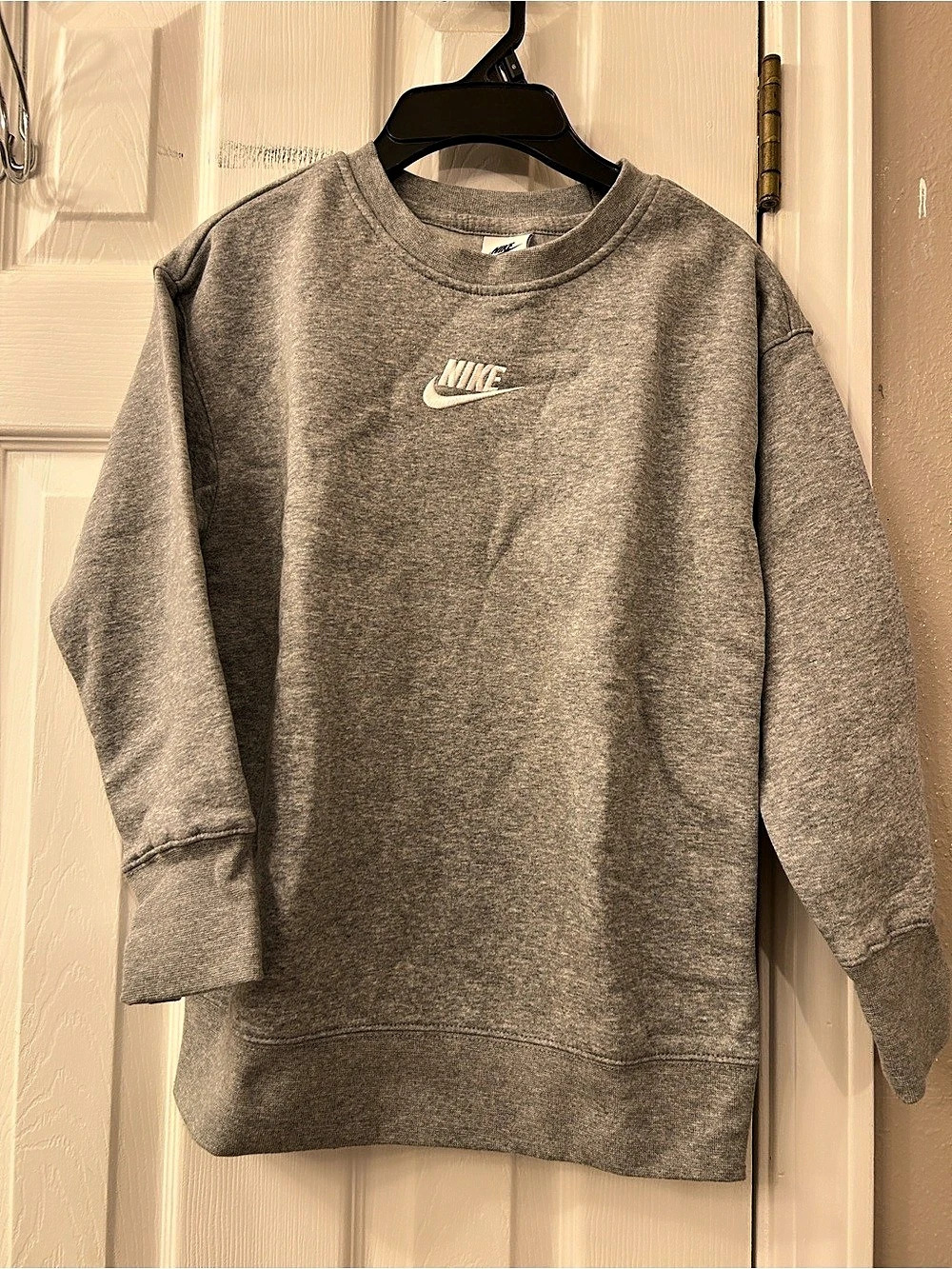 Nike Gray Boys Small Sweatshirt Like New